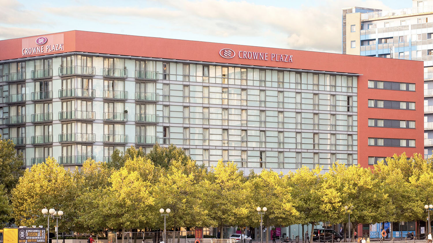 Crowne Plaza London Docklands solar installation